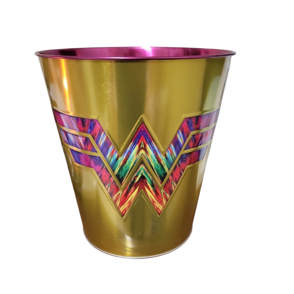 DC-Wonder Woman AMC Popcorn Bucket